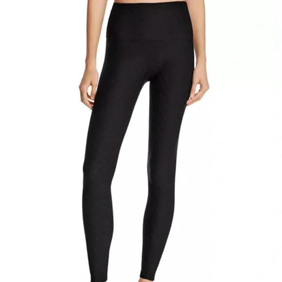 Beyond Yoga “Can’t  Quilt You” high rise Texture Yoga Pants/Leggings Black  M - Picture 2 of 7